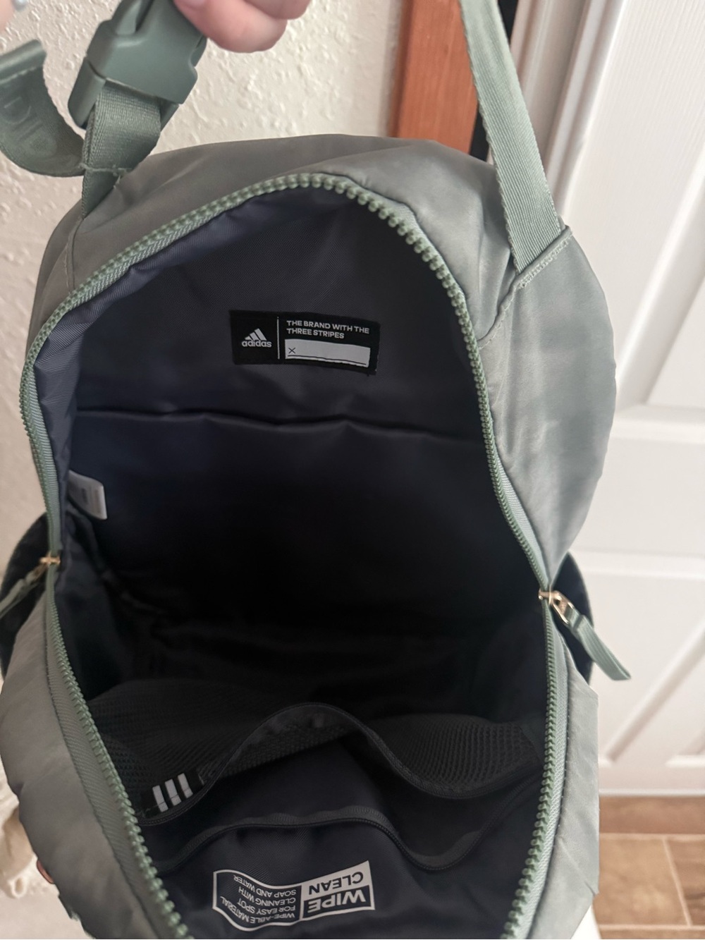 adidas Light Green Mesh Front Backpack with Gold Zippers - Picture 3 of 3